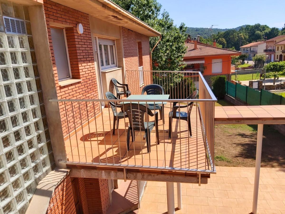 Apartamentos La Francesa Santa Pau Exterior photo