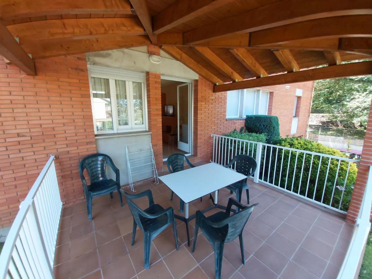 Apartamentos La Francesa Santa Pau Exterior photo